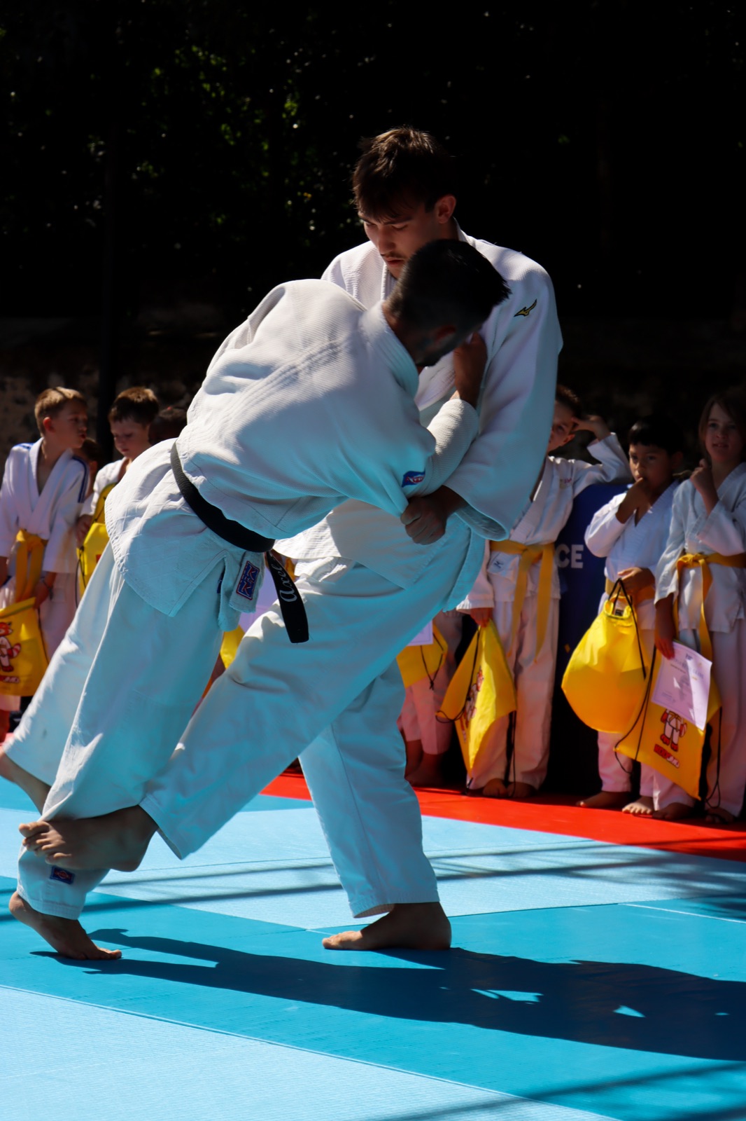 Démonstration de judo lors de la fête du club