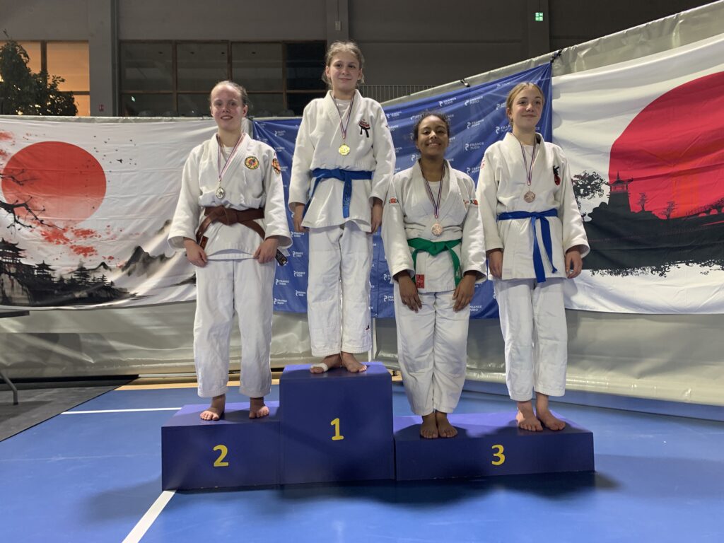 Manon Iyakaremye 3e place -52 kg Zone Méditerranée Minimes 2026 à Béziers