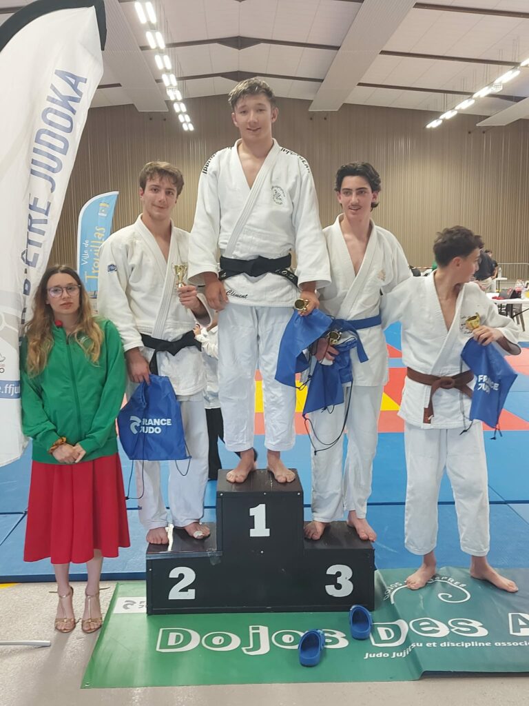 Podium cadets du JUDO Albères Illibéris au tournoi de Trouillas
