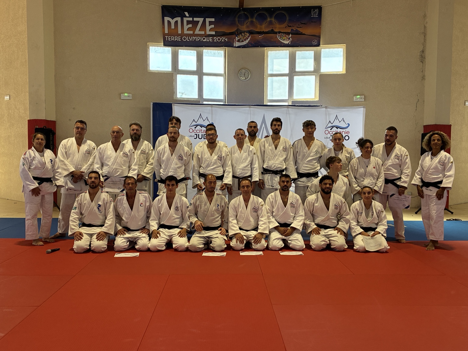 Participants aux formations fédérales et certifications CQP réunis au dojo de Mèze en 2026